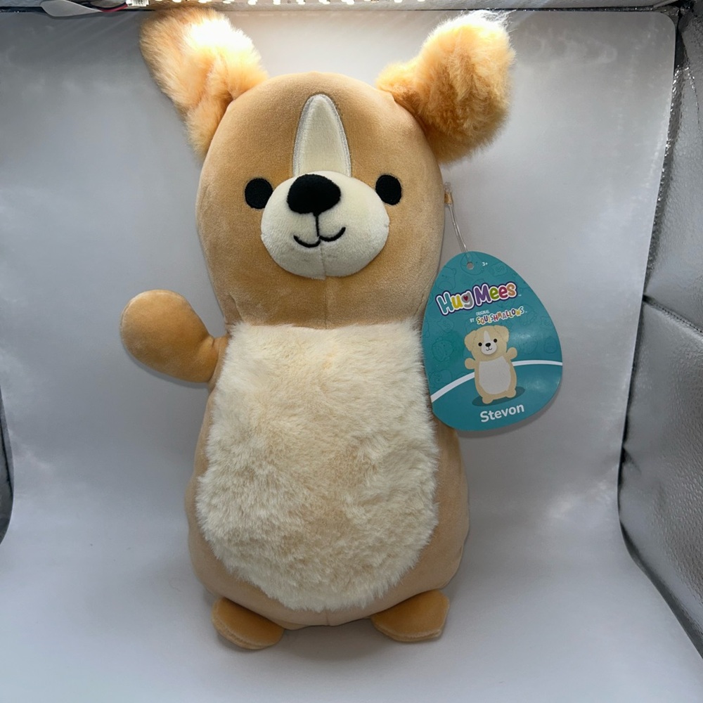 Squishmallows Stevon Cute dog 🐕 Tan and Cream Plush Toy
